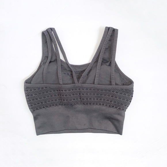 GYMSHARK Smokey gray ENERGY + SEAMLESS CROP TOP sports bra - Picture 2 of 3